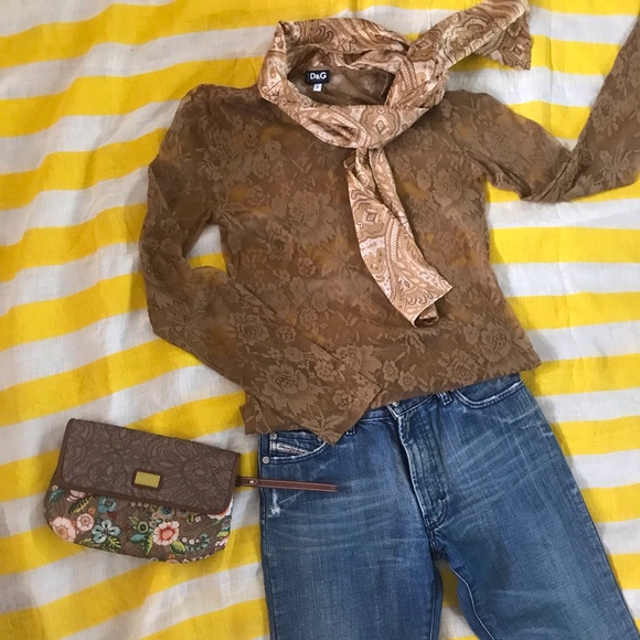 D&G delicate pattern laced top - Picture 8 of 8